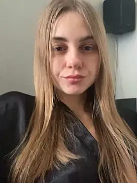 Snapshot of GraceTorrez chatting on 01/27/25, 11:00 GraceTorrez online show from 01/27/25, 11:00