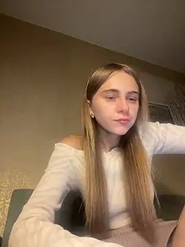 GraceTorrez online show from 10/31/25, 05:03