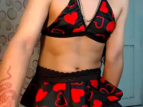 Snapshot of KristalTsXXX chatting on 12/30/24, 10:34 KristalTsXXX online show from 12/30/24, 10:34