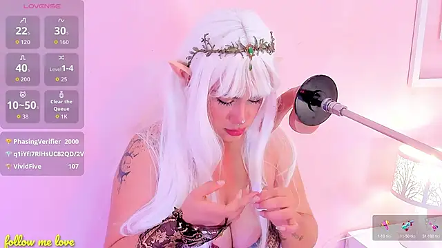 zyle boobs online show from 11/16/25, 12:11