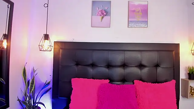 Snapshot of sweet_abby1 chatting on 01/13/25, 12:24 sweet abby1 online show from 01/13/25, 12:24