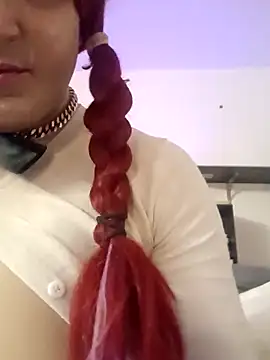 Snapshot of sissytrapdolly24 chatting on 04/22/26, 03:02 sissytrapdolly24 online show from 04/22/26, 03:02