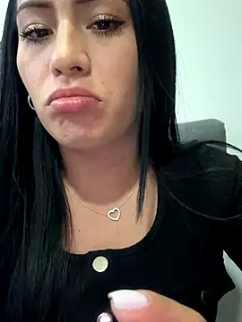 Sara luna  online show from 01/07/26, 11:07