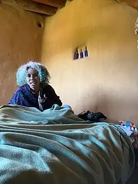 Snapshot of sammoura01 chatting on 01/13/25, 06:05 sammoura01 online show from 01/13/25, 06:05