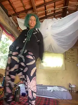 sammoura01 online show from 12/04/25, 12:03