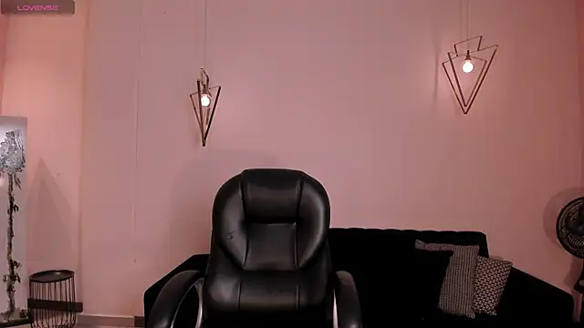 AbbyDalton online show from 11/20/25, 06:18