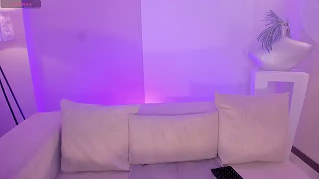 HannahJamesX online show from 07/28/26, 01:10