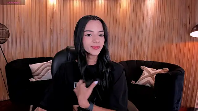 HannahJamesX online show from 08/01/26, 12:37