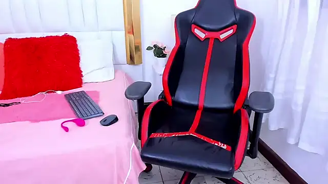 Snapshot of MadelineJackson chatting on 01/09/25, 07:31 MadelineJackson online show from 01/09/25, 07:31