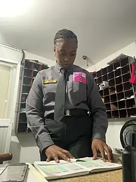 CiaraEbony online show from 04/25/26, 11:35