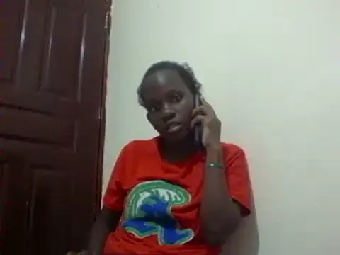 Snapshot of Naomics chatting on 01/24/25, 01:25 Naomics online show from 01/24/25, 01:25