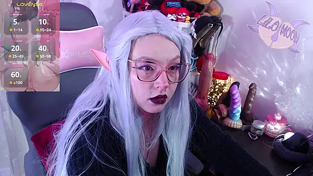 LiloMoon69 online show from 10/13/25, 02:17