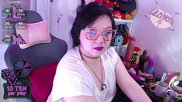 LiloMoon69 online show from 11/17/25, 02:56