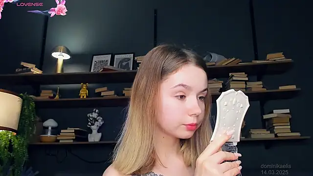 DominikaElis online show from 03/14/25, 07:44