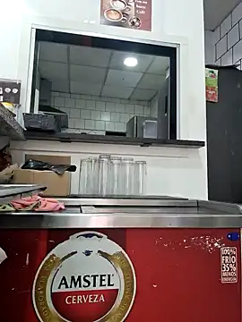 Snapshot of PublicNoFace chatting on 01/15/25, 01:31 PublicNoFace online show from 01/15/25, 01:31