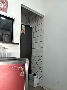 Snapshot of PublicNoFace chatting on 02/06/25, 04:25 PublicNoFace online show from 02/06/25, 04:25