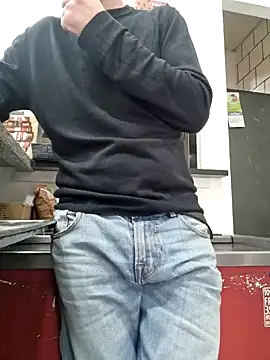 Snapshot of PublicNoFace chatting on 03/14/25, 12:40 PublicNoFace online show from 03/14/25, 12:40