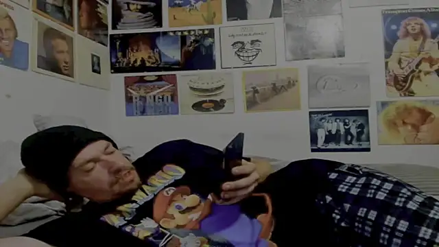 cloudyystar666 online show from 11/28/25, 06:05