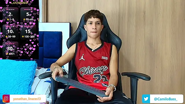  CamiloBass online show from 11/26/25, 12:22