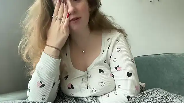 Snapshot of lilsbabyxo chatting on 03/07/26, 10:56 lilsbabyxo online show from 03/07/26, 10:56