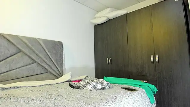 Deliciouscocoa online show from 11/30/25, 11:53