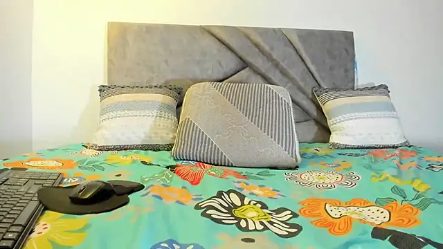 Snapshot of Deliciouscocoa chatting on 02/18/26, 11:01 Deliciouscocoa online show from 02/18/26, 11:01