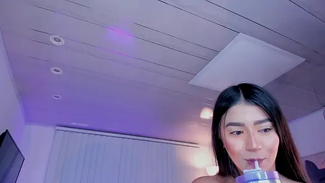 amelie jhons online show from 01/16/25, 01:58