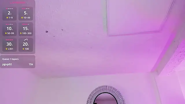 amelie jhons online show from 02/01/25, 11:48