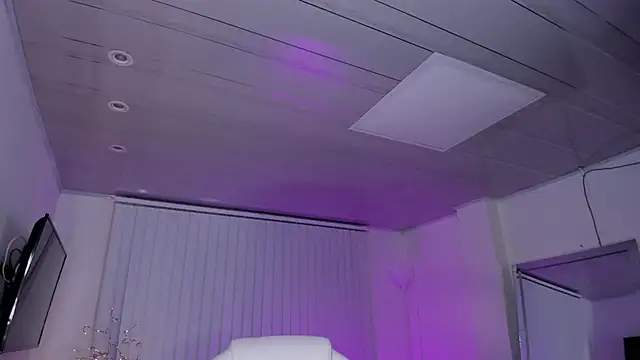 amelie jhons online show from 03/20/25, 02:08