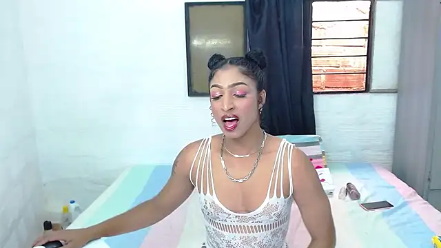 Snapshot of BLACK_MOON_TS chatting on 03/02/26, 06:15 BLACK MOON TS online show from 03/02/26, 06:15