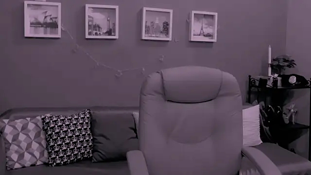 ChantalLion online show from 12/15/24, 11:12