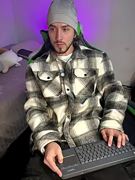 Valentino Xander online show from 12/22/25, 03:58