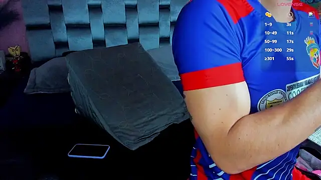 Piggy Eddy online show from 01/28/25, 01:38