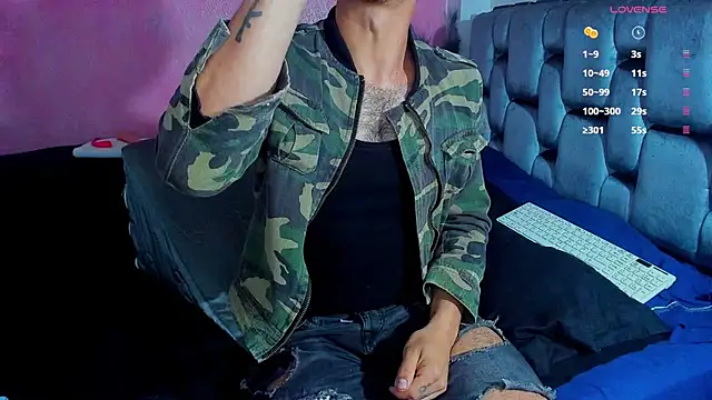 Piggy Eddy online show from 02/24/25, 01:46