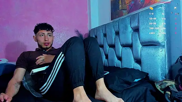 Piggy Eddy online show from 03/23/25, 01:53