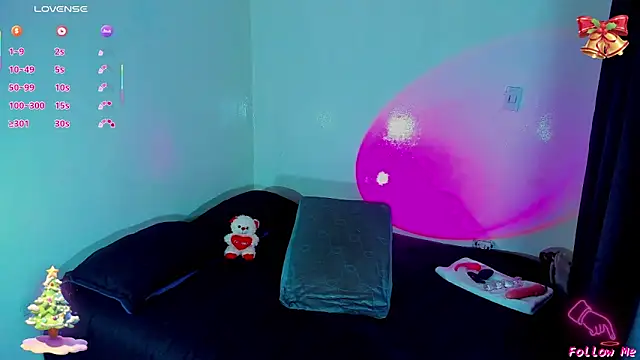 Snapshot of Piggy_Eddy chatting on 01/08/26, 01:35 Piggy Eddy online show from 01/08/26, 01:35