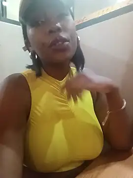 Snapshot of bigbootyboohle chatting on 02/10/25, 04:25 bigbootyboohle online show from 02/10/25, 04:25