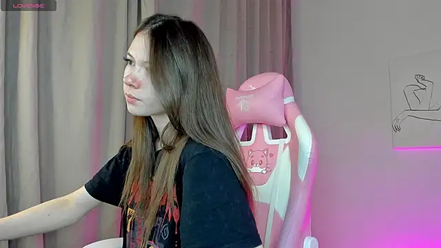 Nicole Charm online show from 02/19/25, 08:10