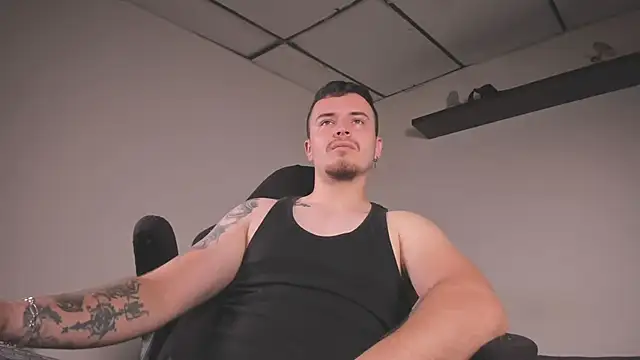 james connor2 online show from 06/25/26, 05:17