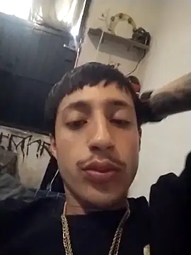 Gibbzmx online show from 10/31/25, 09:05