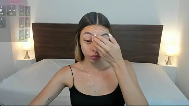 AliceRoss0 online show from 01/28/25, 08:15