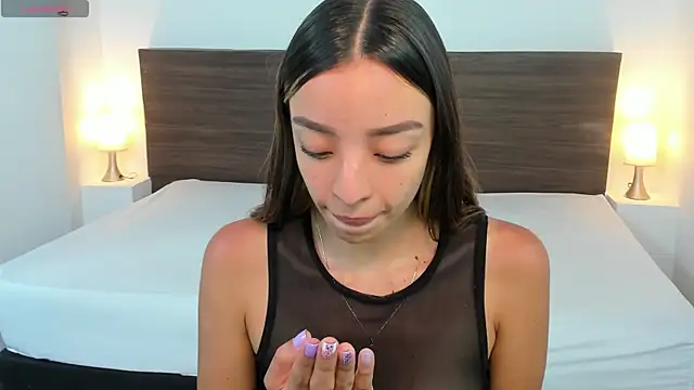 AliceRoss0 online show from 03/04/25, 08:38