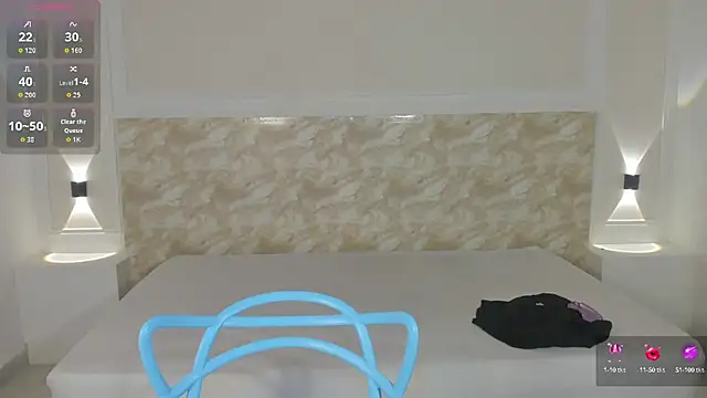 AliceRoss0 online show from 09/23/25, 10:35