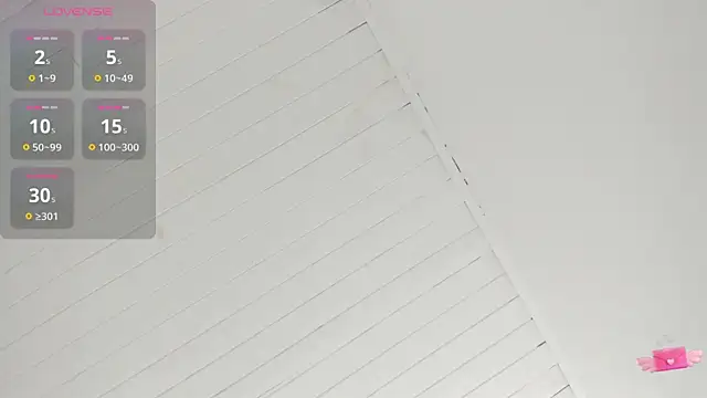 TiffanyWright online show from 06/26/26, 11:25