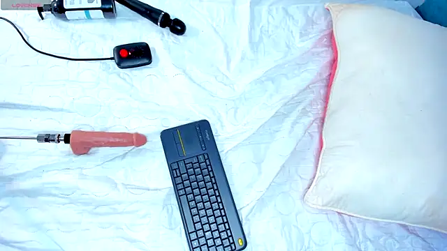 CintiaVega online show from 02/07/25, 02:58