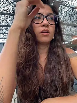 Snapshot of ValeriEvan chatting on 02/04/26, 08:14 ValeriEvan online show from 02/04/26, 08:14