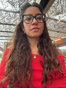 Snapshot of ValeriEvan chatting on 02/19/26, 08:05 ValeriEvan online show from 02/19/26, 08:05