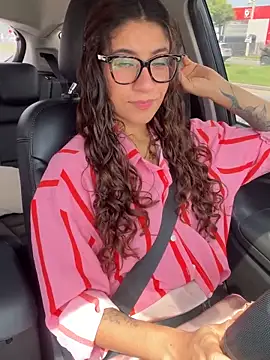 Snapshot of ValeriEvan chatting on 03/06/26, 07:32 ValeriEvan online show from 03/06/26, 07:32