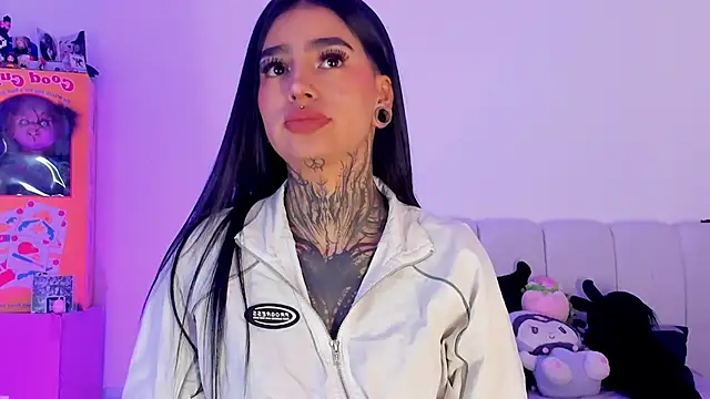 Snapshot of shadowcatt_ chatting on 02/10/26, 06:01 shadowcatt online show from 02/10/26, 06:01