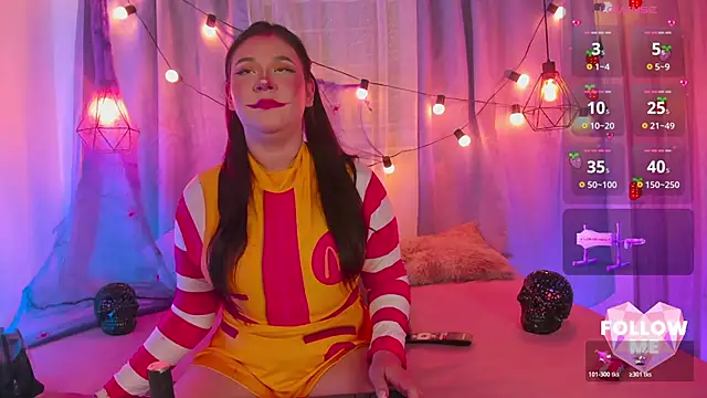 Snapshot of Wild_lilhy chatting on 10/31/25, 09:27 Wild lilhy online show from 10/31/25, 09:27